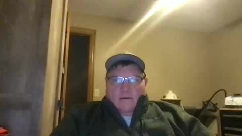 Snapshot of hmmtat chatting on 01/08/25, 01:11 hmmtat online show from 01/08/25, 01:11