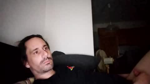 Snapshot of hmuench85 chatting on 02/01/25, 07:05 H online show from 02/01/25, 07:05