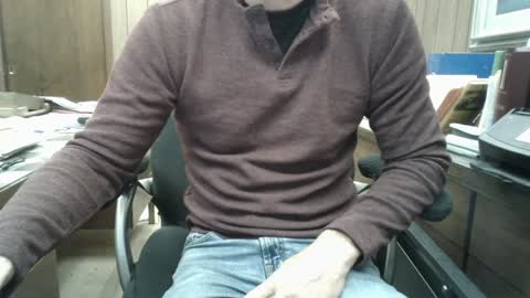 Snapshot of hnic9999 chatting on 12/01/24, 10:10 Nick online show from 12/01/24, 10:10