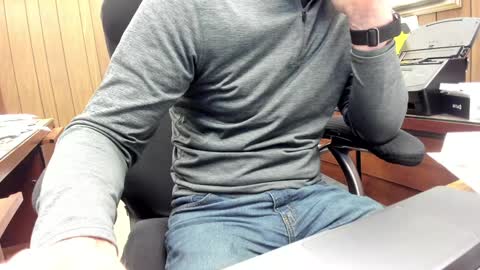 Snapshot of hnic9999 chatting on 01/31/25, 10:31 Nick online show from 01/31/25, 10:31