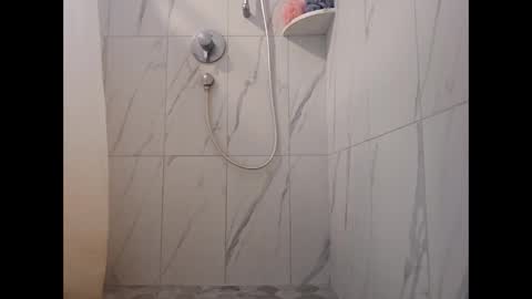 hockeyjock17 online show from 02/28/26, 05:25