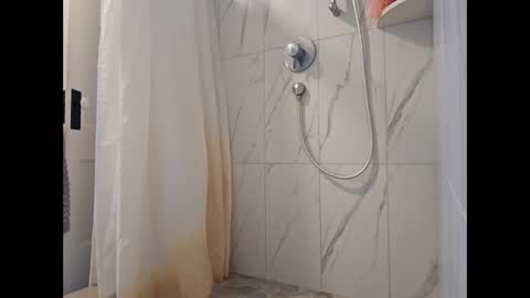 hockeyjock17 online show from 04/08/26, 12:27