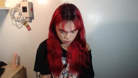 Snapshot of hoelyaurora chatting on 03/05/26, 12:12 Aurora3 online show from 03/05/26, 12:12