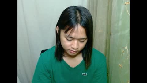 Snapshot of hoelyhanabi chatting on 07/02/26, 04:02 KIESH online show from 07/02/26, 04:02