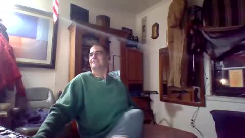 hoglegg99384194 online show from 12/24/24, 10:55