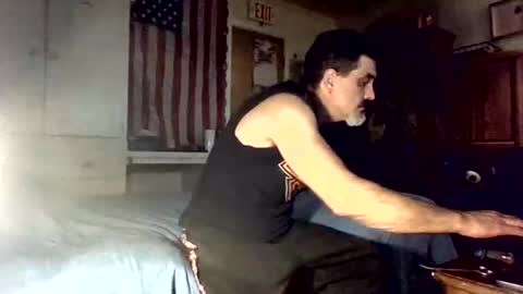 hoglegg99384194 online show from 10/22/25, 10:48