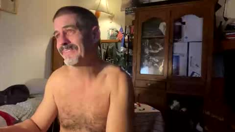 hoglegg99384194 online show from 12/03/25, 10:57