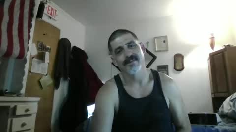 Snapshot of hoglegg99384194 chatting on 05/22/26, 01:24 hoglegg99384194 online show from 05/22/26, 01:24
