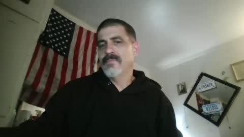 Snapshot of hoglegg99384194 chatting on 05/31/26, 09:27 hoglegg99384194 online show from 05/31/26, 09:27