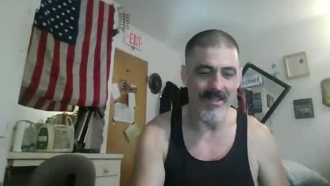 Snapshot of hoglegg99384194 chatting on 06/08/26, 01:50 hoglegg99384194 online show from 06/08/26, 01:50