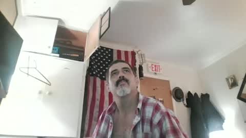 Snapshot of hoglegg99384194 chatting on 06/29/26, 11:21 hoglegg99384194 online show from 06/29/26, 11:21