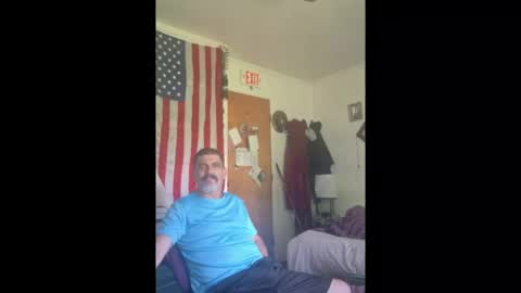 Snapshot of hoglegg99384194 chatting on 07/17/26, 07:19 hoglegg99384194 online show from 07/17/26, 07:19