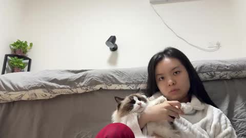 Snapshot of hola_sunflower chatting on 11/29/25, 01:14 amy online show from 11/29/25, 01:14