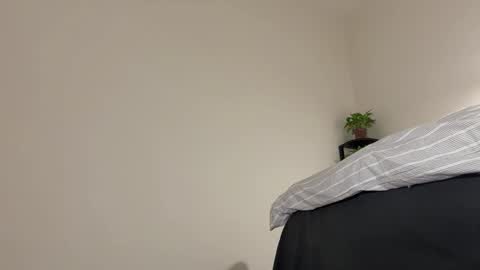 Snapshot of hola_sunflower chatting on 03/15/26, 01:06 amy online show from 03/15/26, 01:06