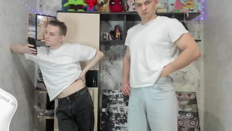 Snapshot of holiday_boys chatting on 02/26/26, 04:28 Extaz Athrey Howard online show from 02/26/26, 04:28