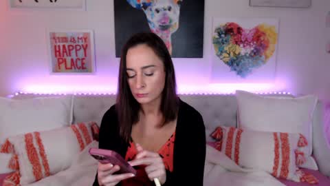 Holi Hurricane online show from 03/07/26, 04:20