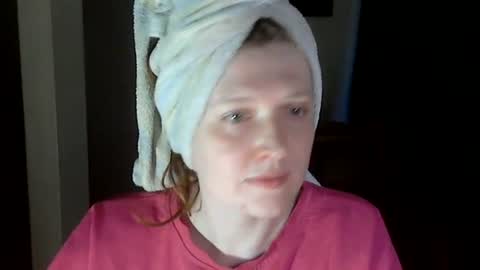 holistic_woman online show from 06/24/26, 06:40