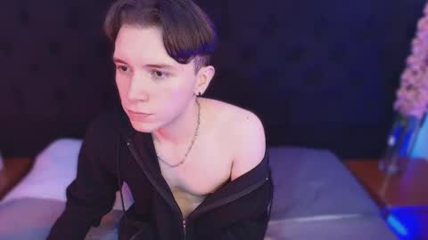 Holland online show from 03/27/26, 04:18