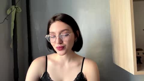 Sofia online show from 04/04/26, 05:16