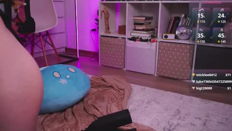 Holli online show from 12/07/24, 06:48