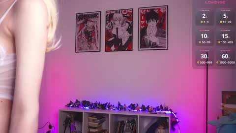 Holli online show from 02/01/25, 07:02