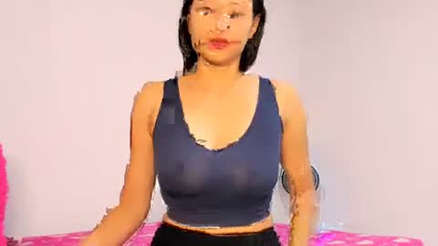 Snapshot of holly0550 chatting on 06/12/26, 04:06 holly... online show from 06/12/26, 04:06