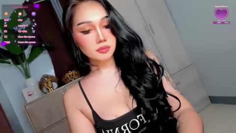 Snapshot of holly_preciousxx chatting on 06/01/26, 11:12 Hi Im Precious online show from 06/01/26, 11:12