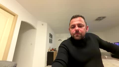 Snapshot of hollyandelon chatting on 02/08/26, 12:36 hollyandelon online show from 02/08/26, 12:36