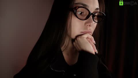 hollyextra online show from 02/15/26, 04:25