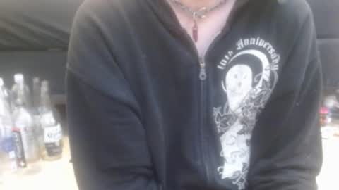 Holly Hawkes online show from 11/21/25, 08:40