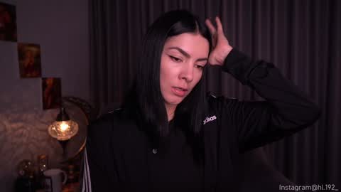 Holly Linder online show from 12/04/24, 04:43