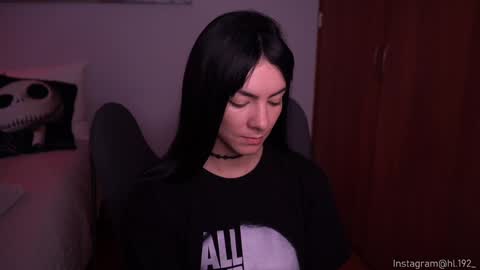 Holly Linder online show from 01/30/25, 04:48