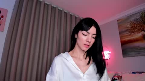 Holly Linder online show from 02/23/25, 02:07