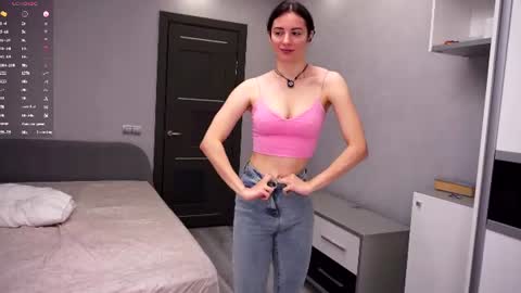 Snapshot of hollymonica chatting on 06/20/26, 06:16 Delly online show from 06/20/26, 06:16