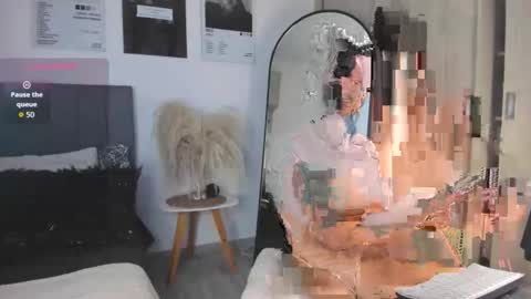  holly princess mermaid  online show from 02/23/26, 02:20