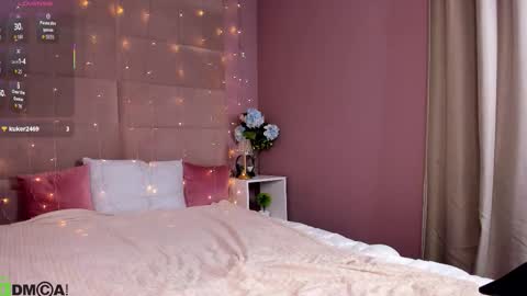 Holly online show from 10/27/25, 07:45