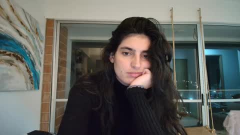 hollyshit_ online show from 01/16/26, 12:47