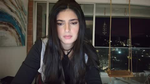 hollyshit_ online show from 03/17/26, 11:52