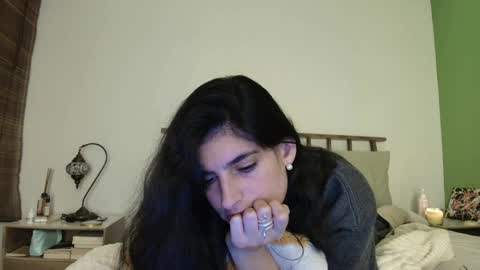 hollyshit_ online show from 04/14/26, 02:28