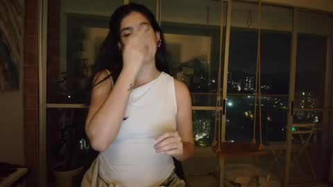hollyshit_ online show from 04/28/26, 02:27