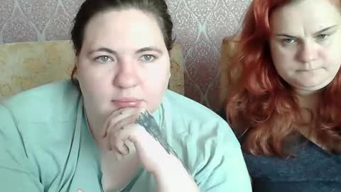 HollyXEva online show from 05/03/26, 08:53