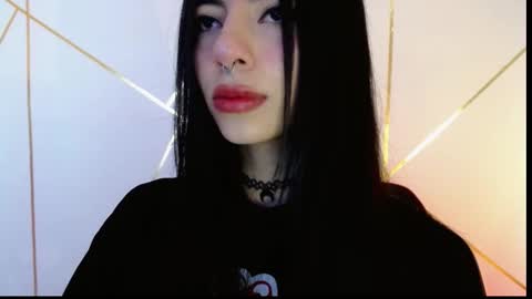 holly online show from 02/24/25, 04:47