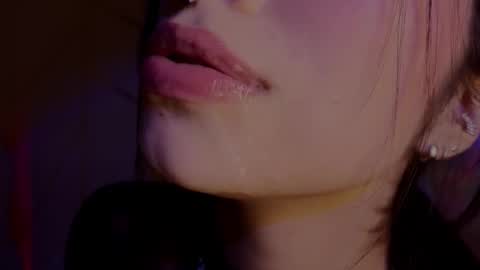 holly online show from 02/10/26, 01:21