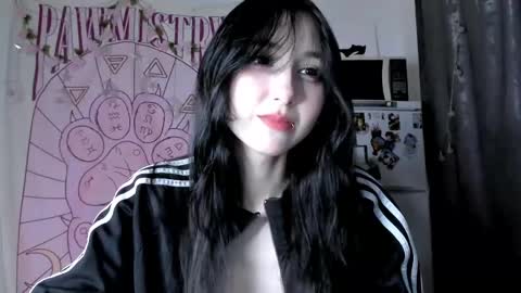Snapshot of holy420loly chatting on 05/02/26, 05:18 Ho Lee Sheet online show from 05/02/26, 05:18