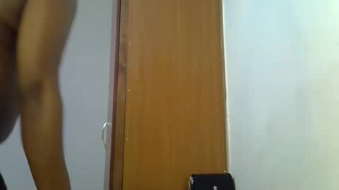 holy_ebony online show from 05/08/26, 04:01