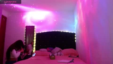 Snapshot of holy_juli2 chatting on 10/19/25, 02:45 Juli online show from 10/19/25, 02:45