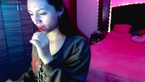 Juli online show from 11/05/25, 03:39