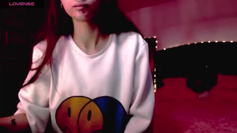 Juli online show from 11/20/25, 12:16