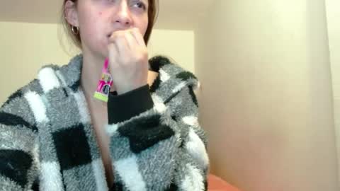 Juli online show from 04/02/26, 03:59