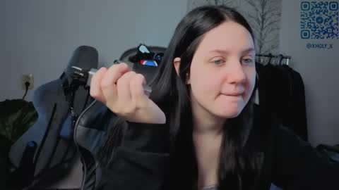 Kviki online show from 04/22/26, 02:58